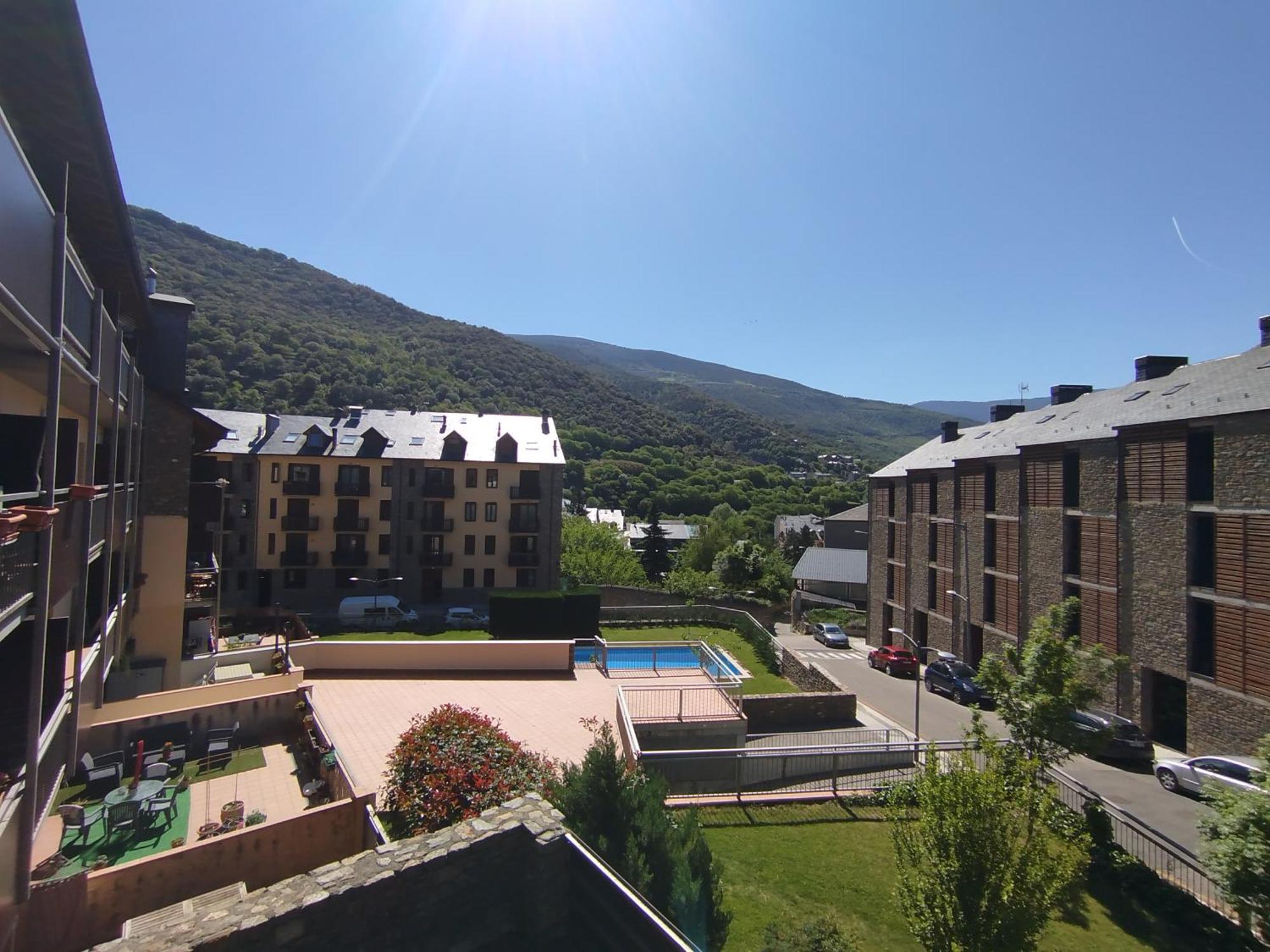 Apartaments Sort Pirineus Extérieur photo