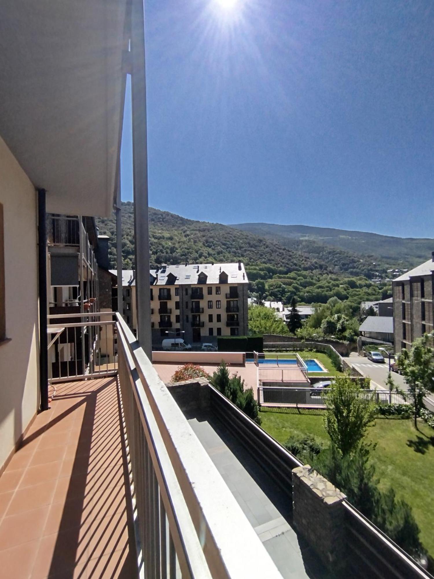 Apartaments Sort Pirineus Extérieur photo